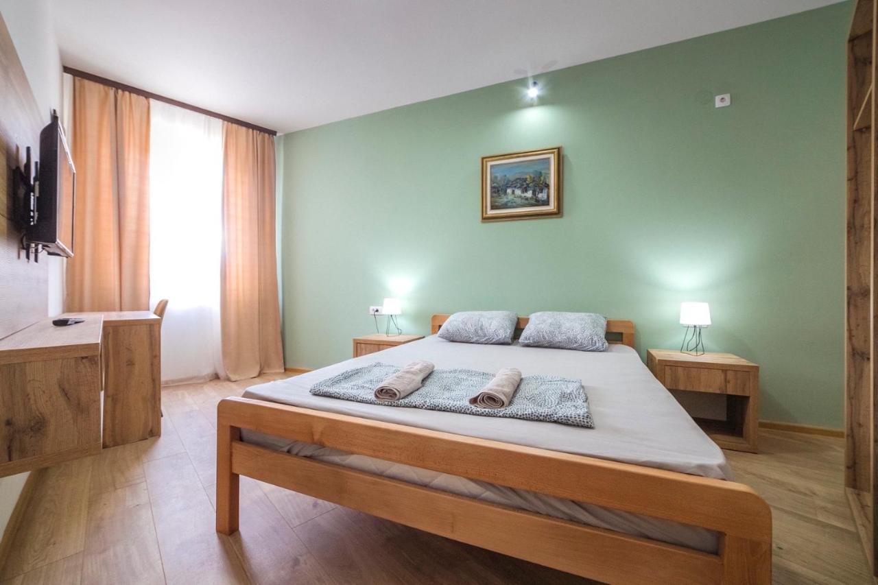 Zoe Pirot Apartment Екстериор снимка